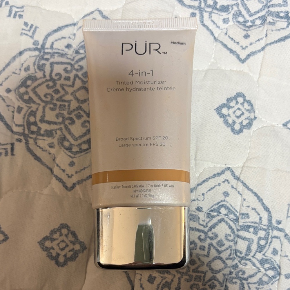 PUR 4-in-1 Tinted Moisturizer
